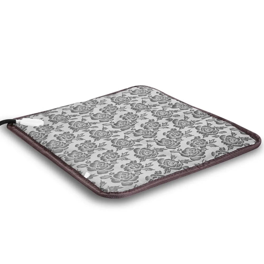 Waterproof cover of heating pad for dogs, easy to wipe clean